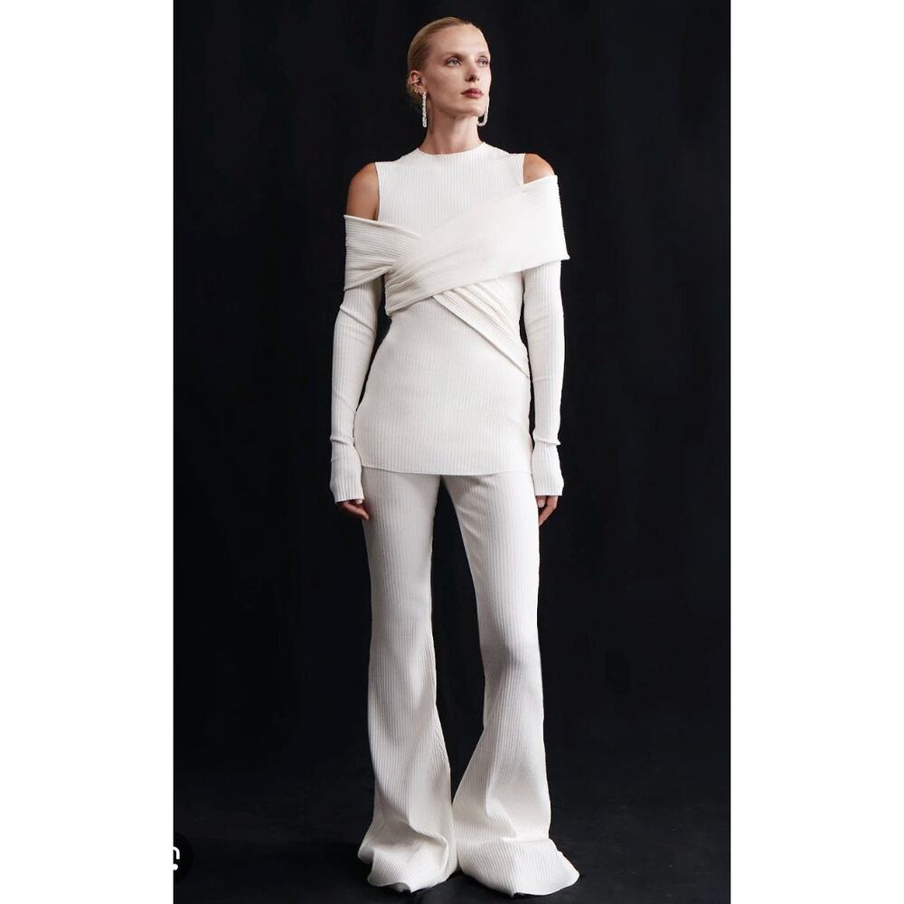Studio Amelia Pants 6 Giza Rib Knit Flare White Pull On Casual Lounge Comfy Chic